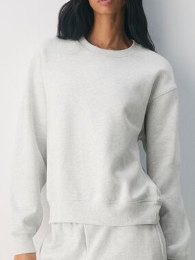 Aritizia Cozy Sweatefleece Perfect Crew Sweatshirt Size XS